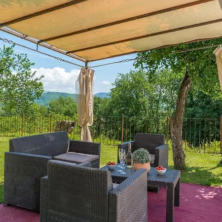 Antica Filanda 10, Emma Villa Arezzo