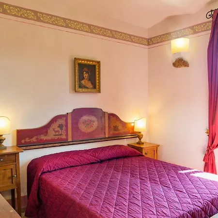 Antica Filanda 10, Emma Arezzo